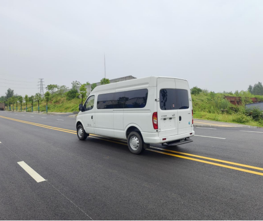 大通V80長(zhǎng)軸殯葬服務(wù)車