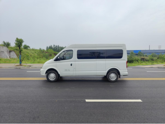 大通V80長(zhǎng)軸殯葬服務(wù)車